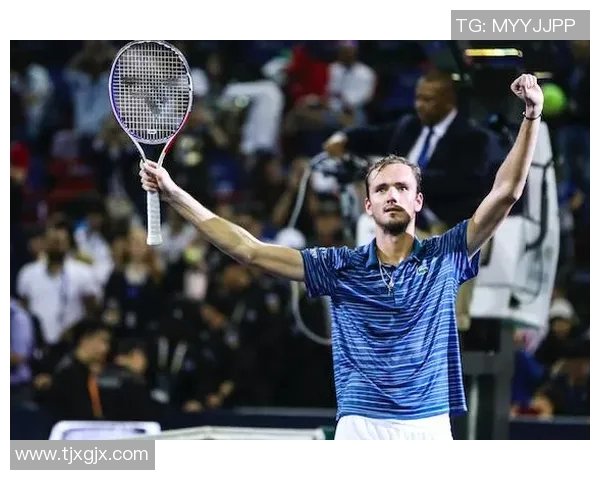 上海羽毛球队以93分稳居大师赛积分榜首位展现强劲实力